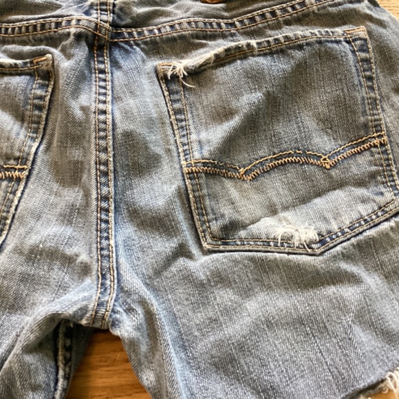 Vintage 90s American Eagle cut offs, 28 waist, somewhat distressed look - Picture 3 of 8
